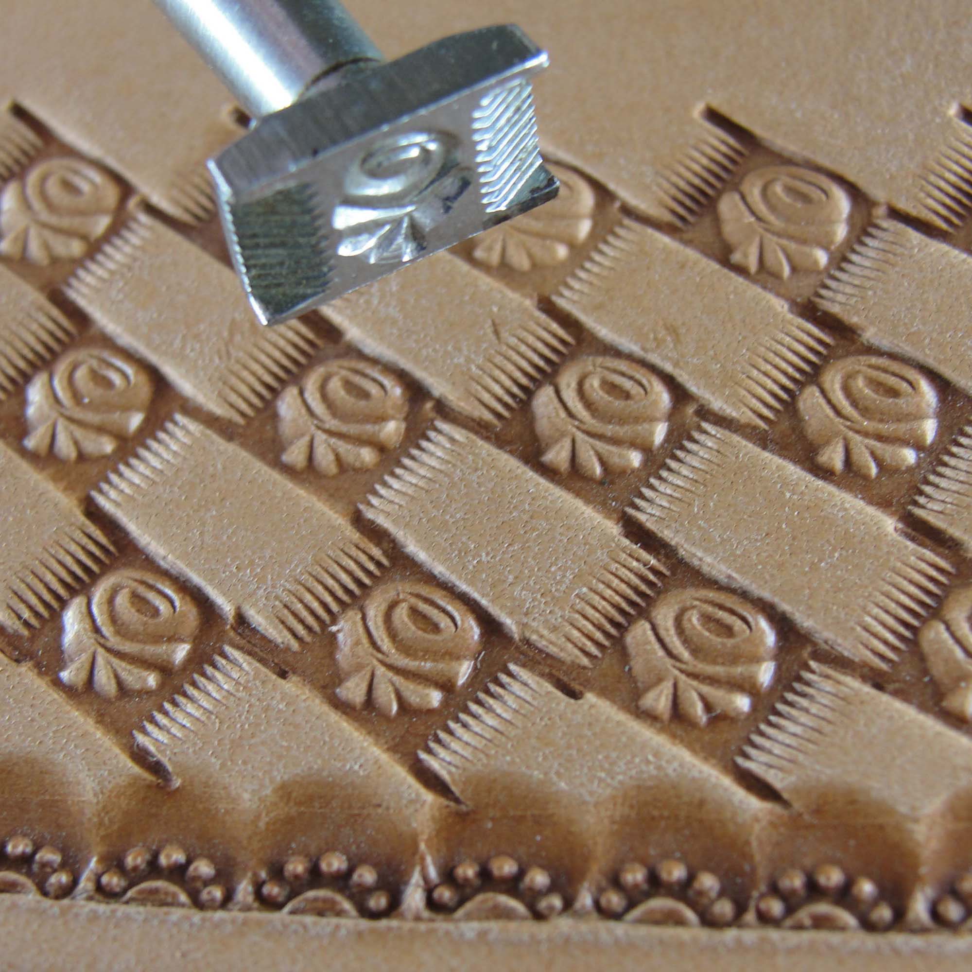 506 Rose Center Basket Weave [USED]
