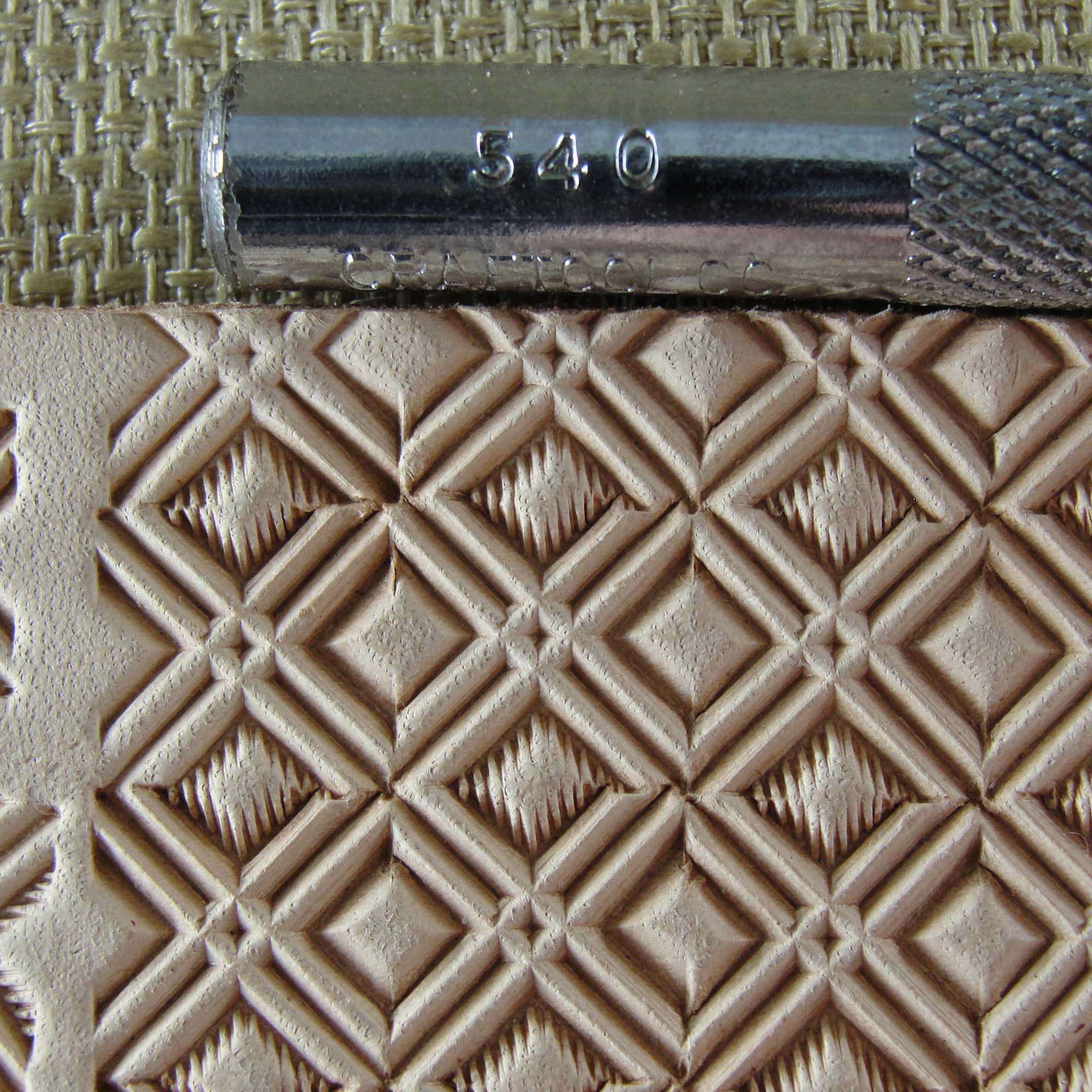 540 Geometric [USED]